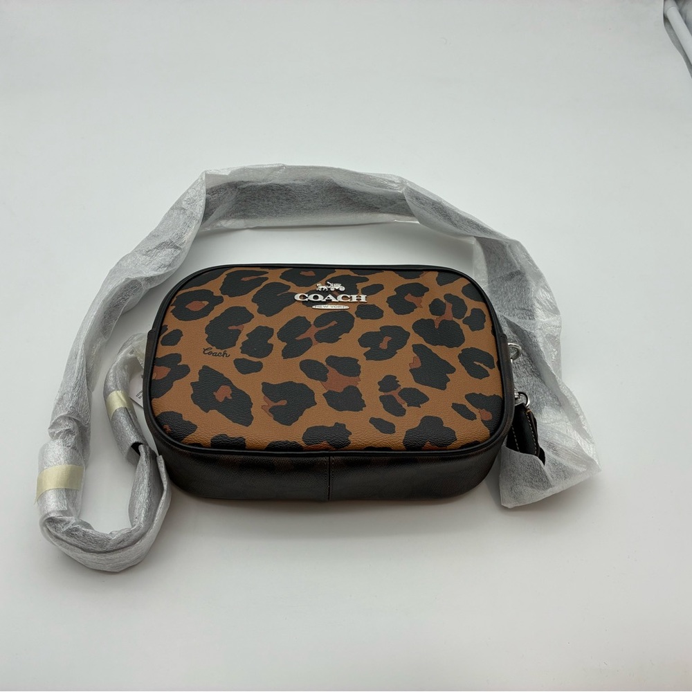 Coach Jamie Camera Bag In Signature Canvas (SV/Light Saddle Multi)